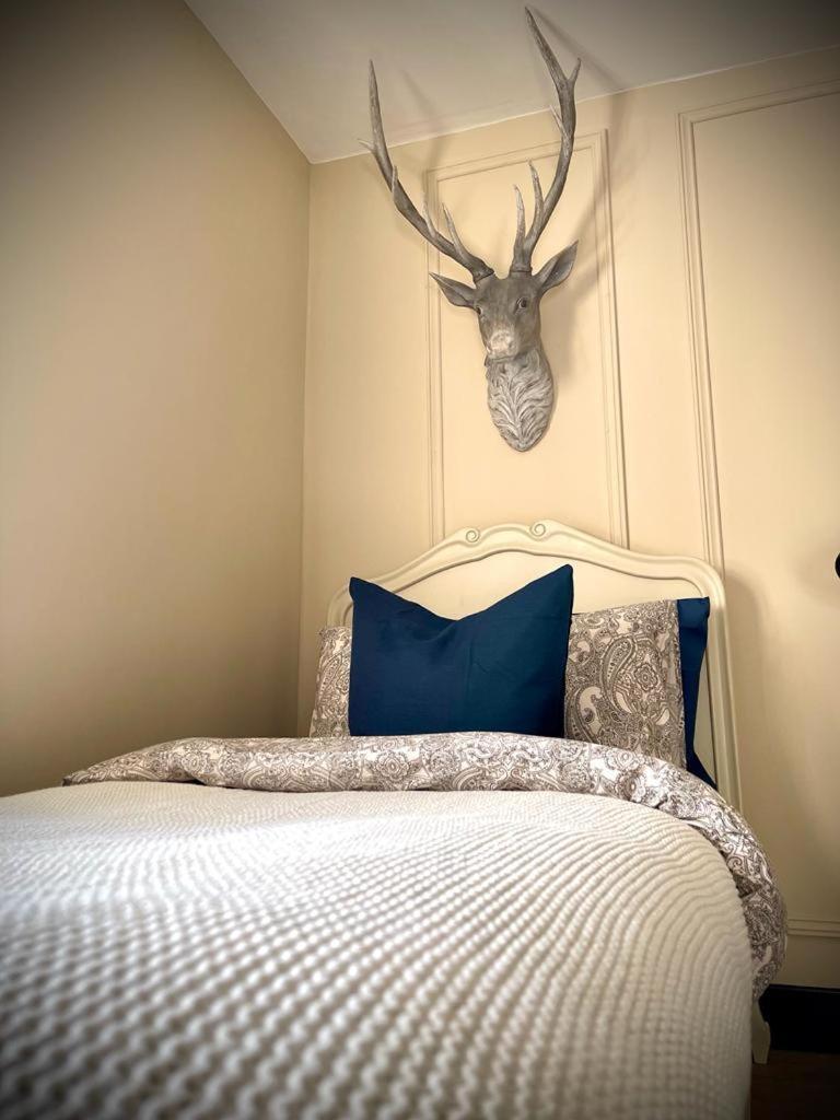 Charming And Cosy - Black'S Land Apartment Inveraray Room photo