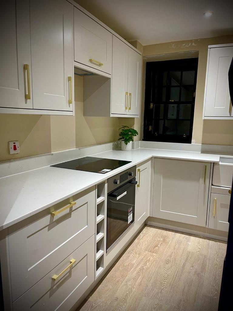 Charming And Cosy - Black'S Land Apartment Inveraray Room photo